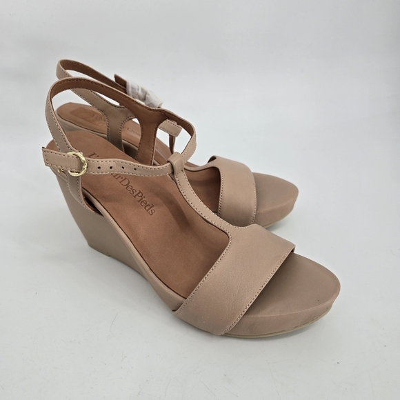 L'Amour des Pieds Idelle T-Strap Wedge beige Sandal 7.5 - Picture 2 of 11